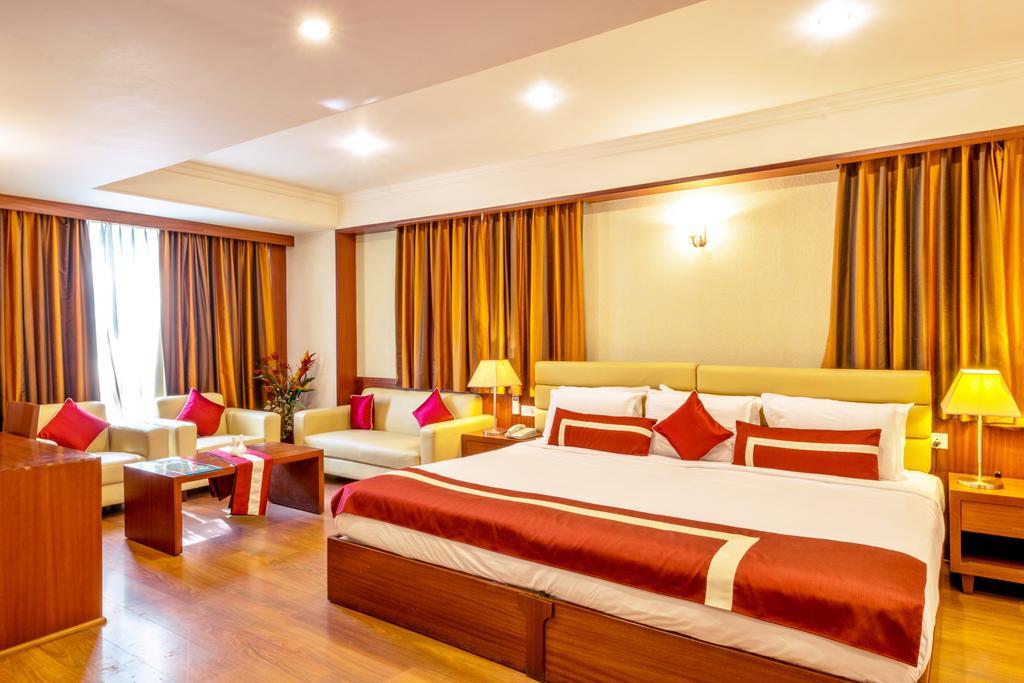 Octave Suites - Residency Rd Bangalore Luaran gambar