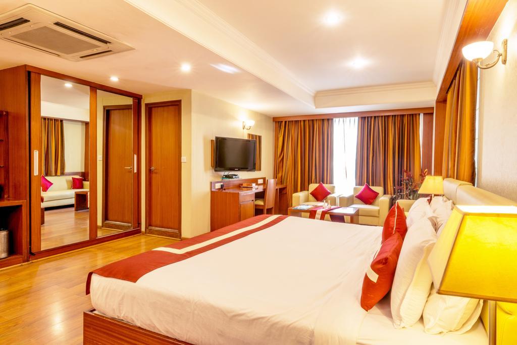 Octave Suites - Residency Rd Bangalore Luaran gambar